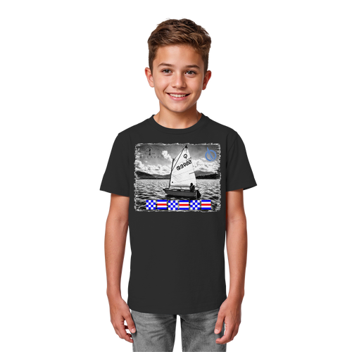 CYG Opti-Shirt mit Flaggen-Namen, Beispiel NCNCNC   - Kids Organic Shirt